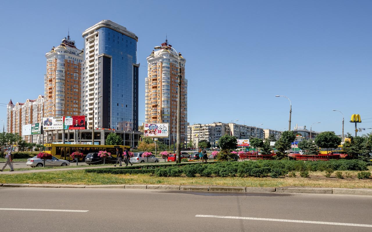 Artal Apartment On Obolonskyi Avenue 16A Kiev Exterior foto
